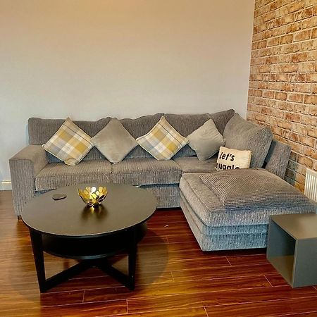 2 Bedroom City-Centre Apartment With Free Parking Belfast Extérieur photo